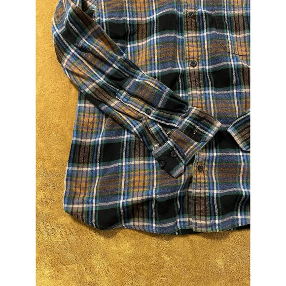 Woolrich Long Sleeve Button  Plaid Flannel multi-color Men's Sz M - Picture 2 of 6